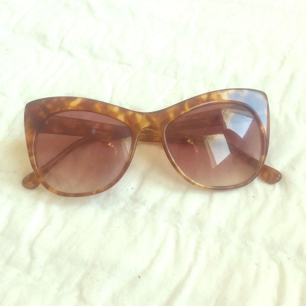 Lafayette tortoise color sunglasses, gently used